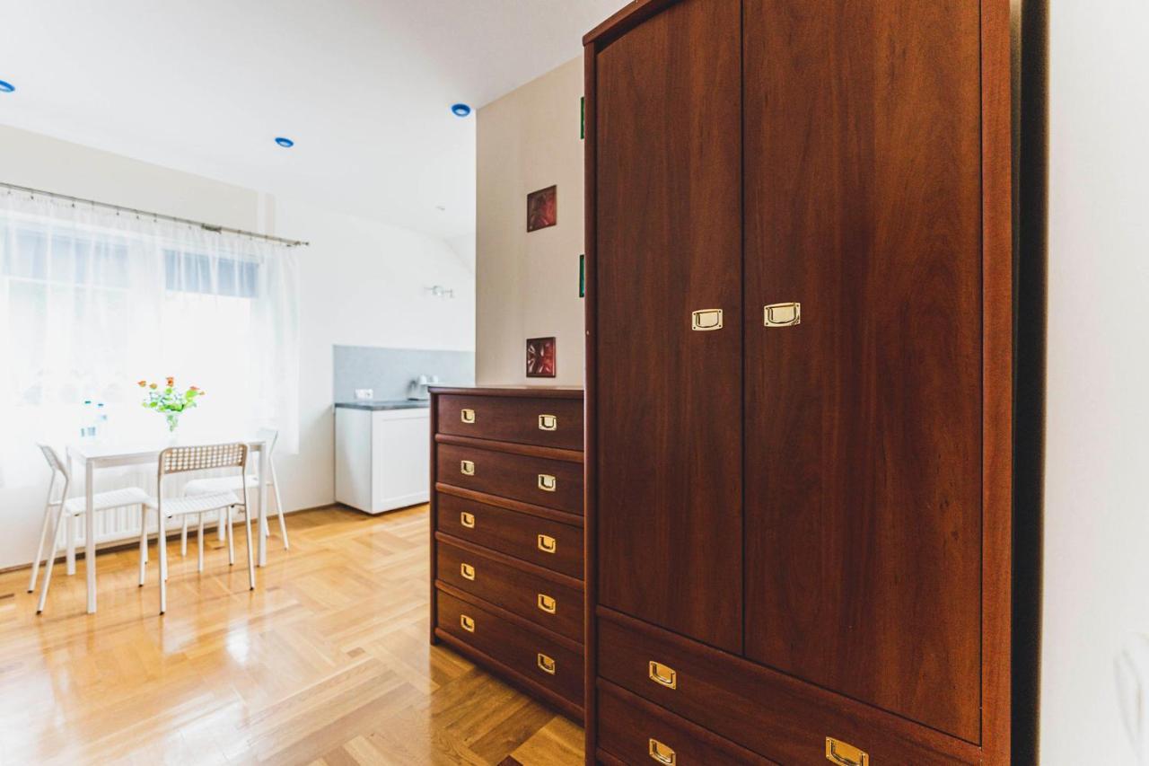 Hotel Sloneczna 23 à Nałęczów Extérieur photo
